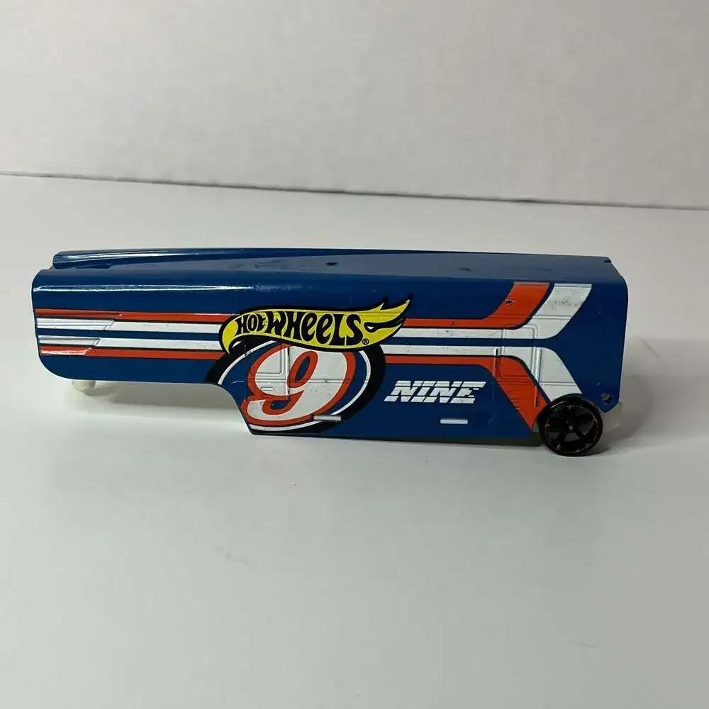 Hot Wheels Super Rigs Speedway Hauler 9 Blue Diecast Semi Truck
